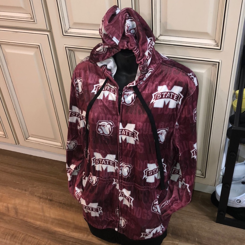 Mississippi state hoodie/Zip up💋💋💋